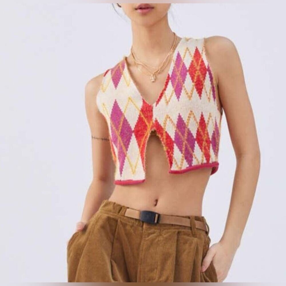 Urban Outfitters Adriana Split Hem Sweater Vest Argyle Pink Red Yellow Women S - Picture 1 of 8